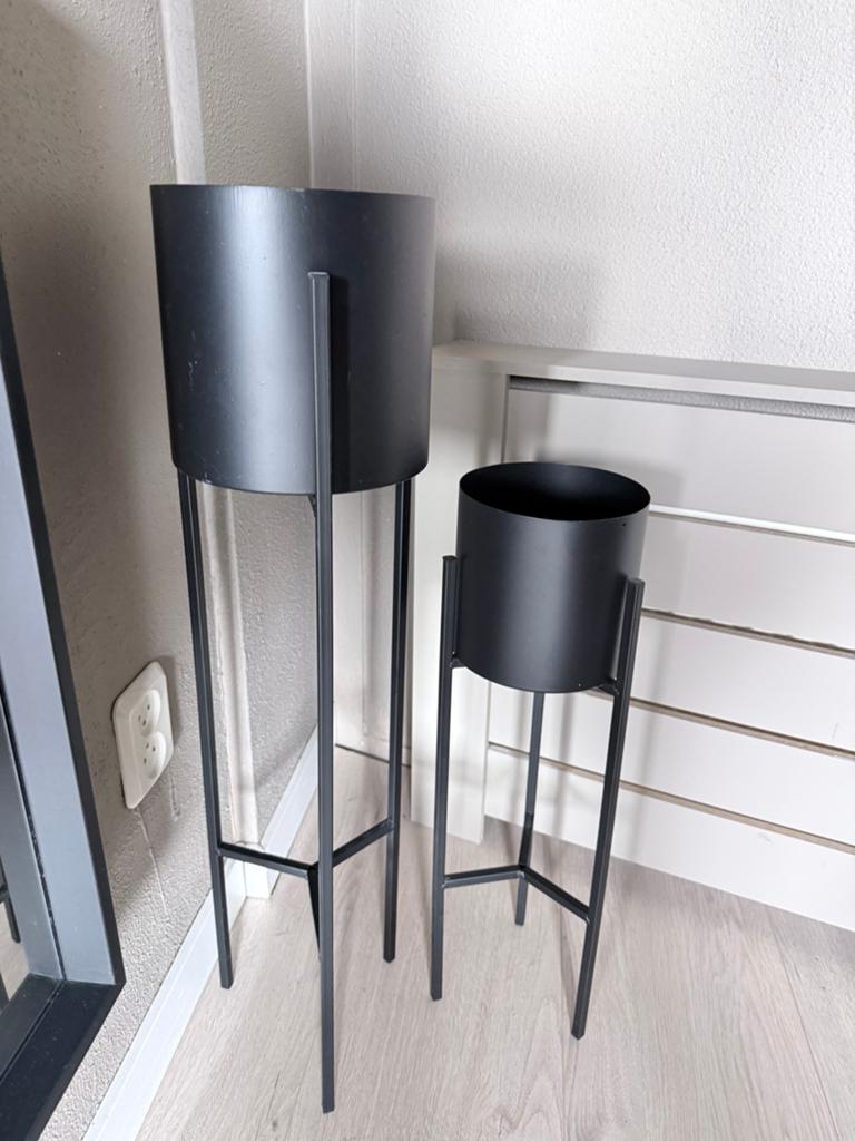 Set van 2 Zwarte Metalen Plantenstandaards, Ophalen, Gebruikt, Minder dan 60 cm, Rond