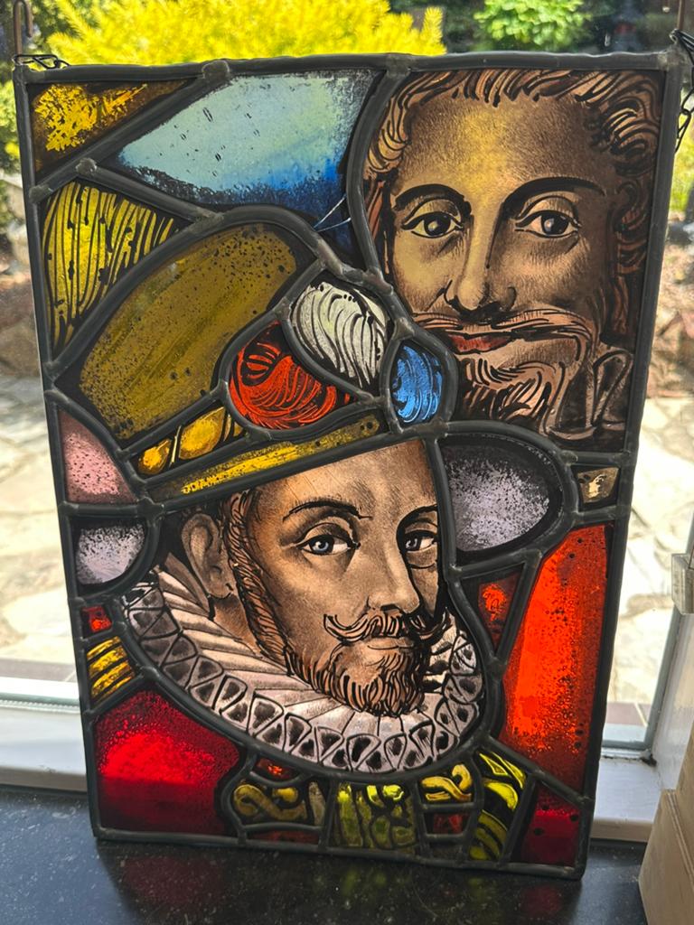 Grote glas in lood hanger Wiillem van Nassau v Dillenburg, Antiek en Kunst, Antiek | Glas en Kristal, Ophalen of Verzenden