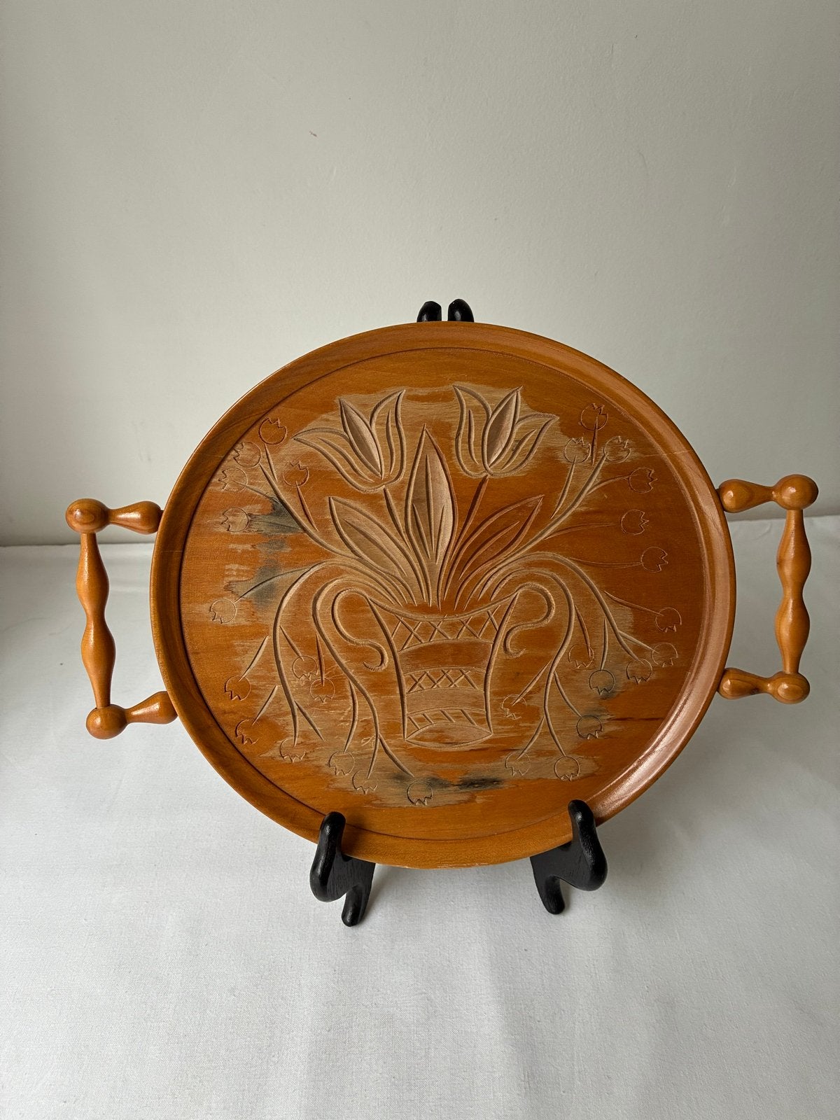 Vintage houten dienblad met handgesneden tulpen, Ophalen of Verzenden