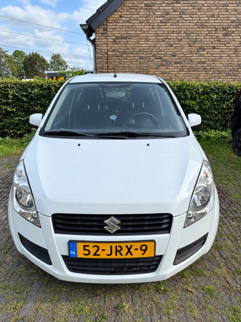 Suzuki Splash 1.2 2009 Wit (APK tot 8-2027) Lage km. stand!, Auto's, Voorwielaandrijving, Stof, 40 €/maand, 4 cilinders