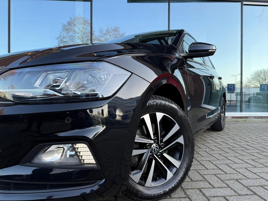 Volkswagen Polo 1.0 TSI 110pk Highline - Climate - Virt.Cock, Auto's, Voorwielaandrijving, Gebruikt, 1081 kg, Leder en Stof