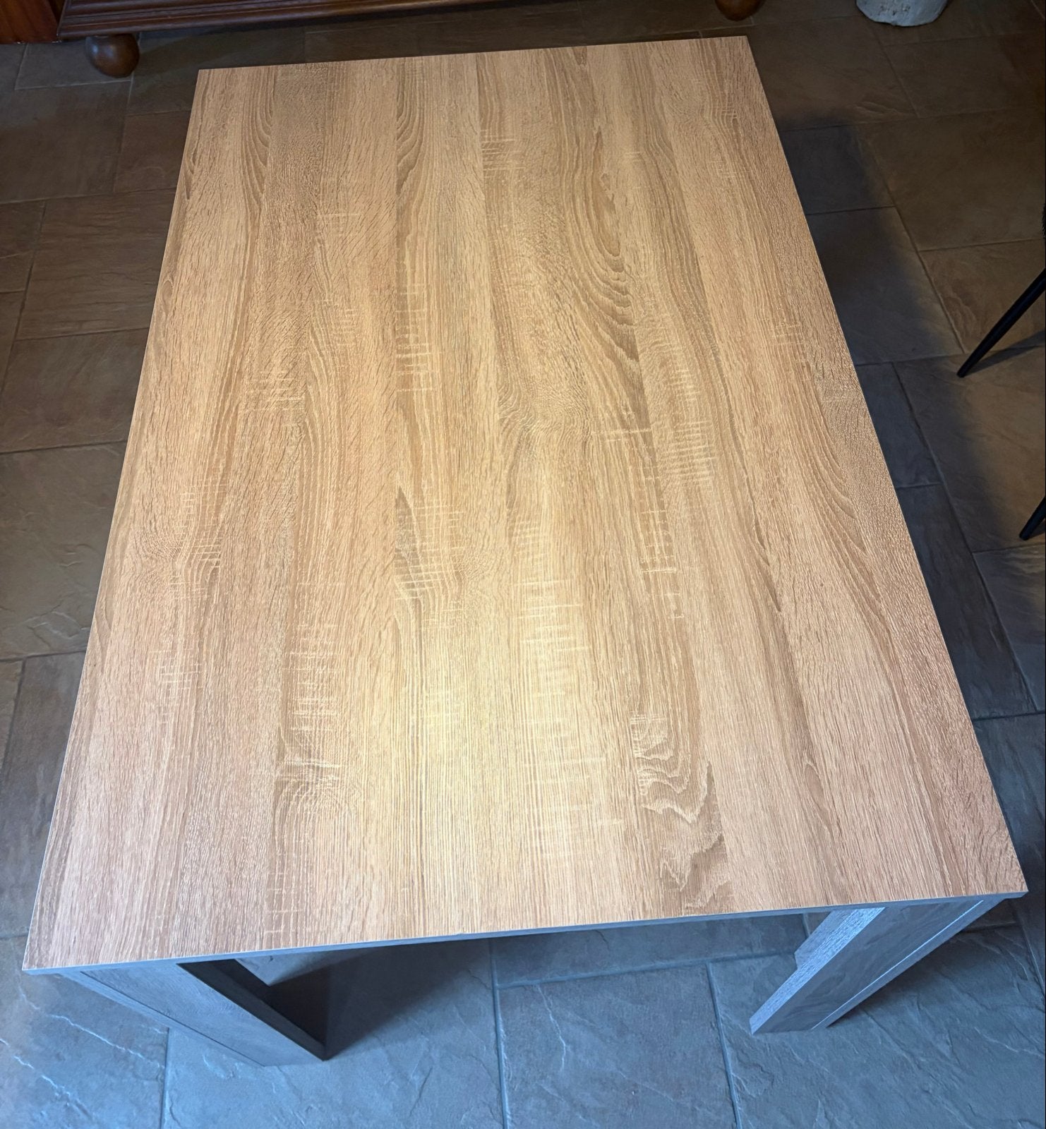 Foto 3 van Moderne eettafel in lichte houtkleur