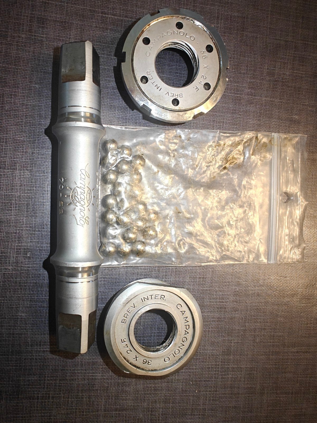 campagnolo record trapas 36 x 24 ( 70 MM), Fietsen en Brommers, Fietsonderdelen, Ophalen of Verzenden