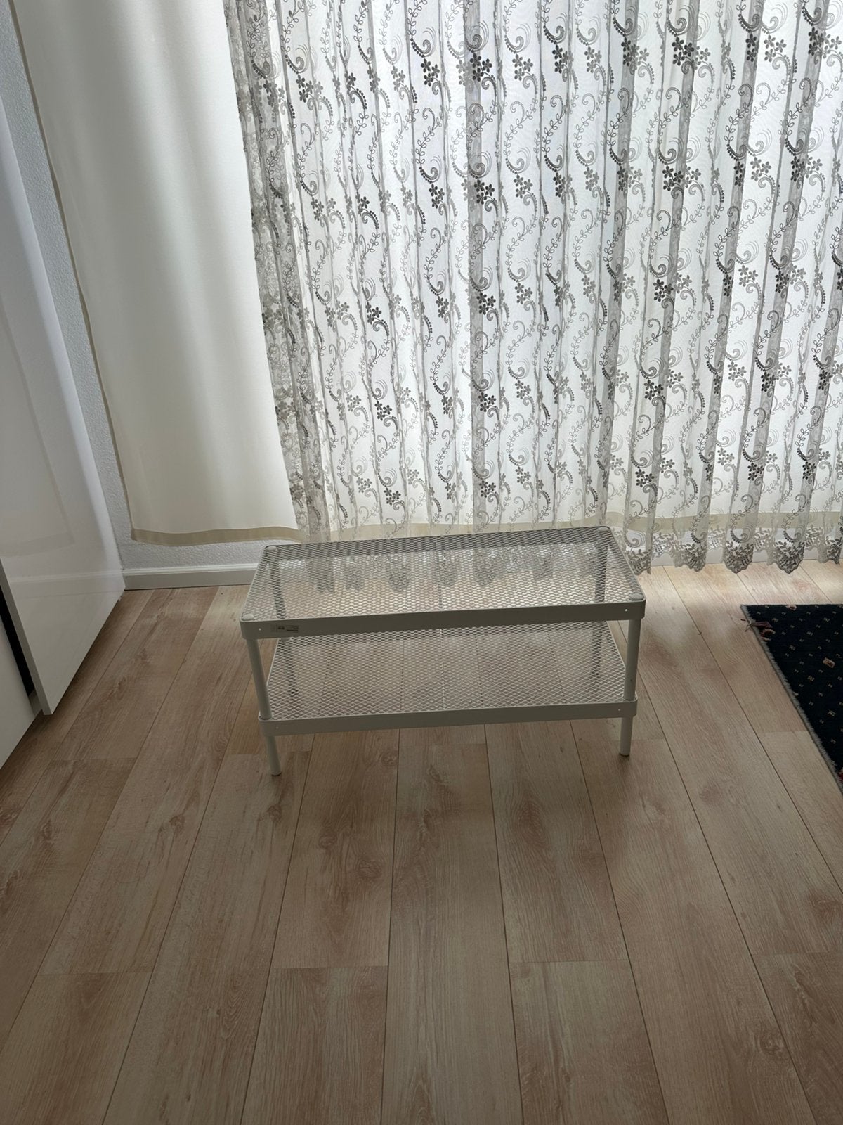 schoene kast metaal b:77 /h:38 /d:32 bieden ikea, Huis en Inrichting, Tafels | Sidetables, 50 tot 100 cm, Ophalen of Verzenden
