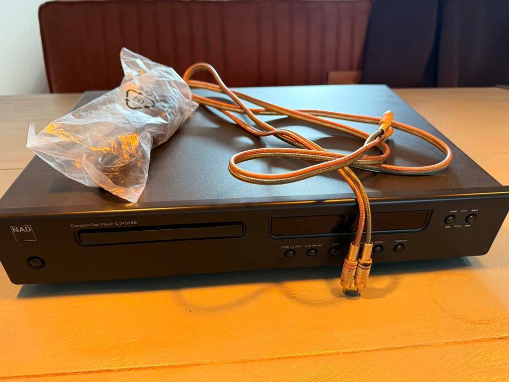 NAD Compact Disc Player C 545BEE, Ophalen, Zo goed als nieuw, Overige merken