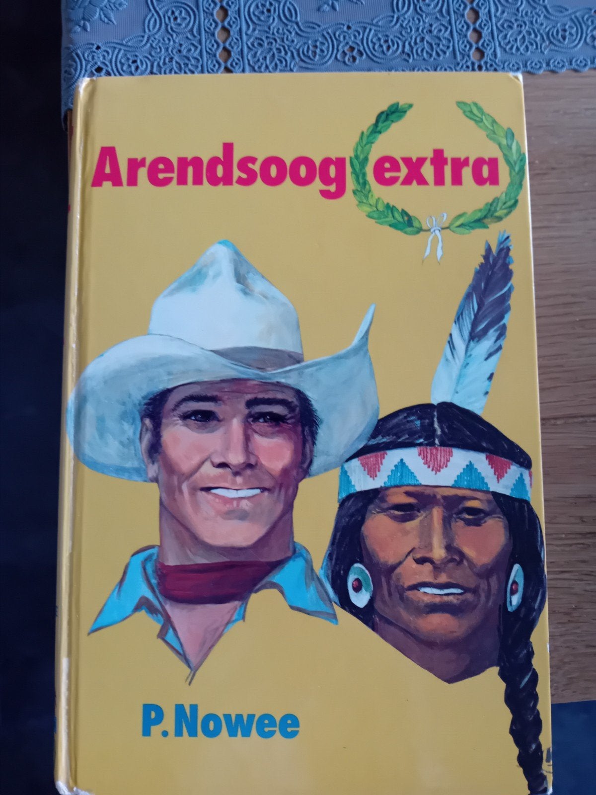 Arendsoog Extra - P. Nowee, Ophalen, Gelezen, P. Nowee