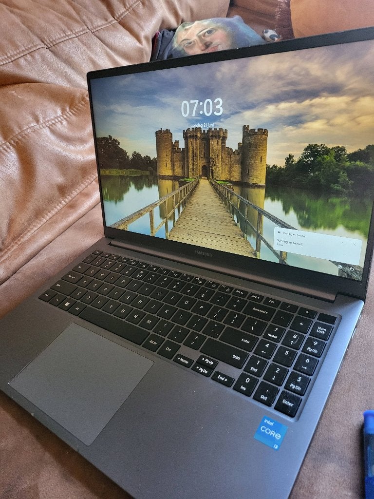 Laptop samsung, Computers en Software, Ophalen, Zo goed als nieuw, 15 inch, 2 tot 3 Ghz