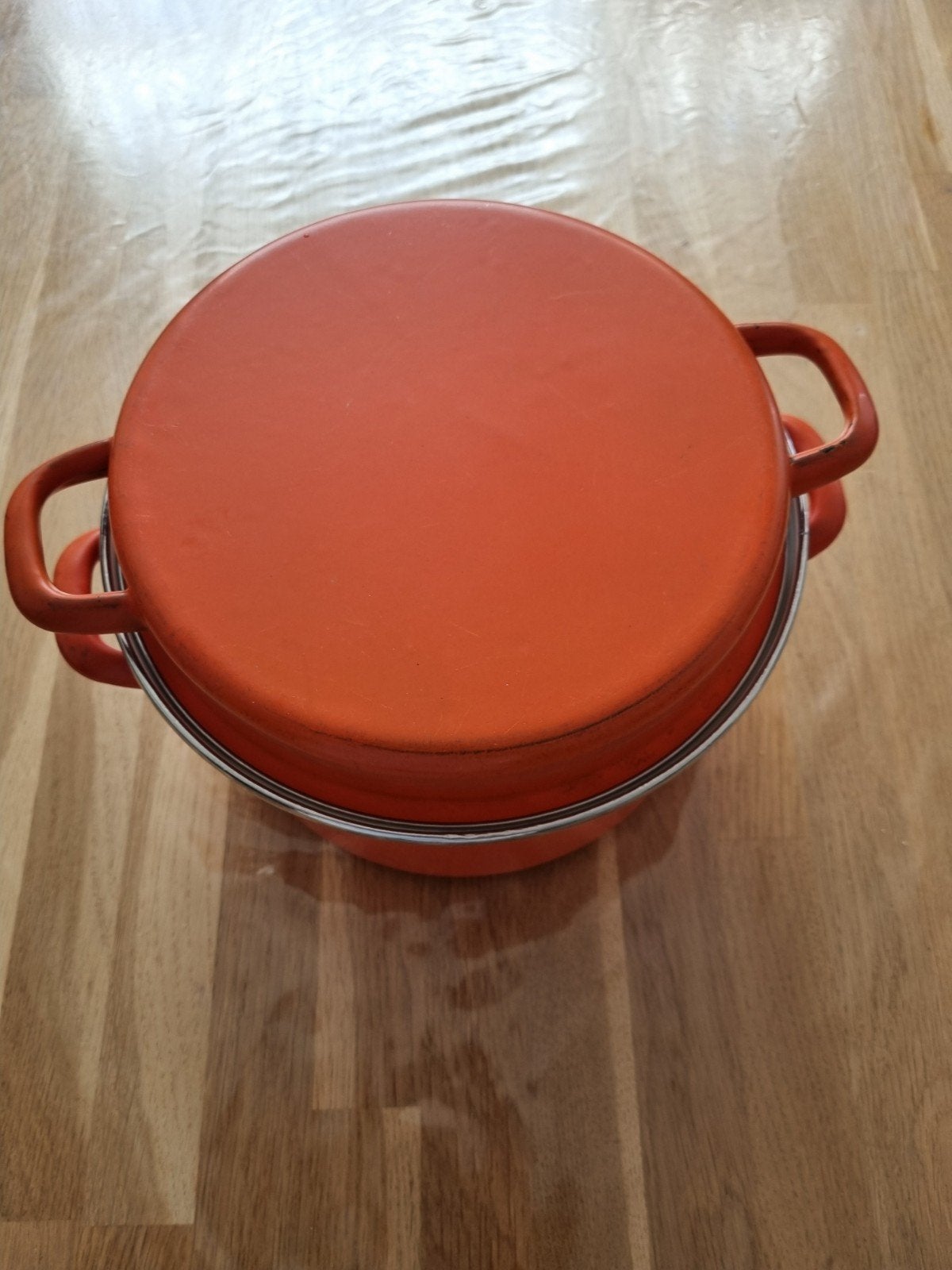 Oranje soeppan met deksel, Gebruikt, Braadpan, Aluminium, Ophalen of Verzenden