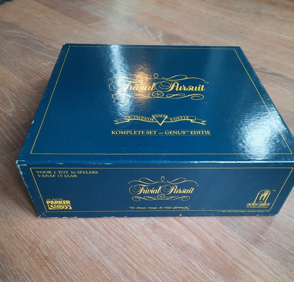 Vintage Trivial Pursuit bordspel – 2de Genius Editie, Vijf spelers of meer, Ophalen of Verzenden, Gebruikt, Parker