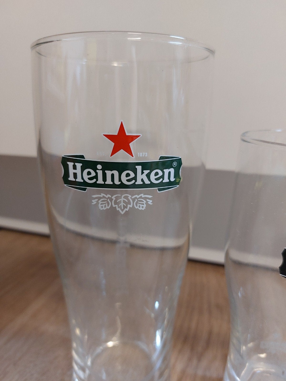 2x Heineken bier glas 0,5l en 0,3l, Ophalen of Verzenden, Glas of Glazen, Heineken