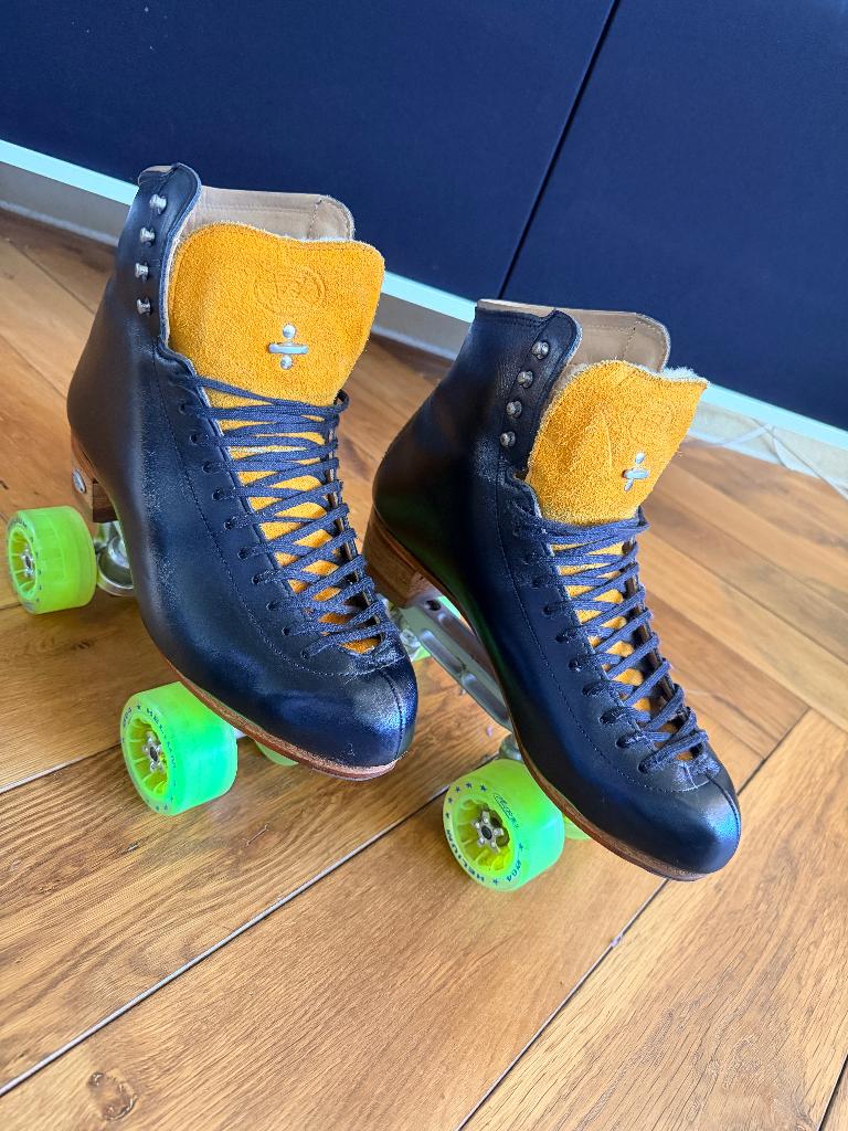 Riedell 336 Rolschaatsen met veel extras! – Topstaat!, Verstelbaar, Overige typen, Zo goed als nieuw, Ophalen