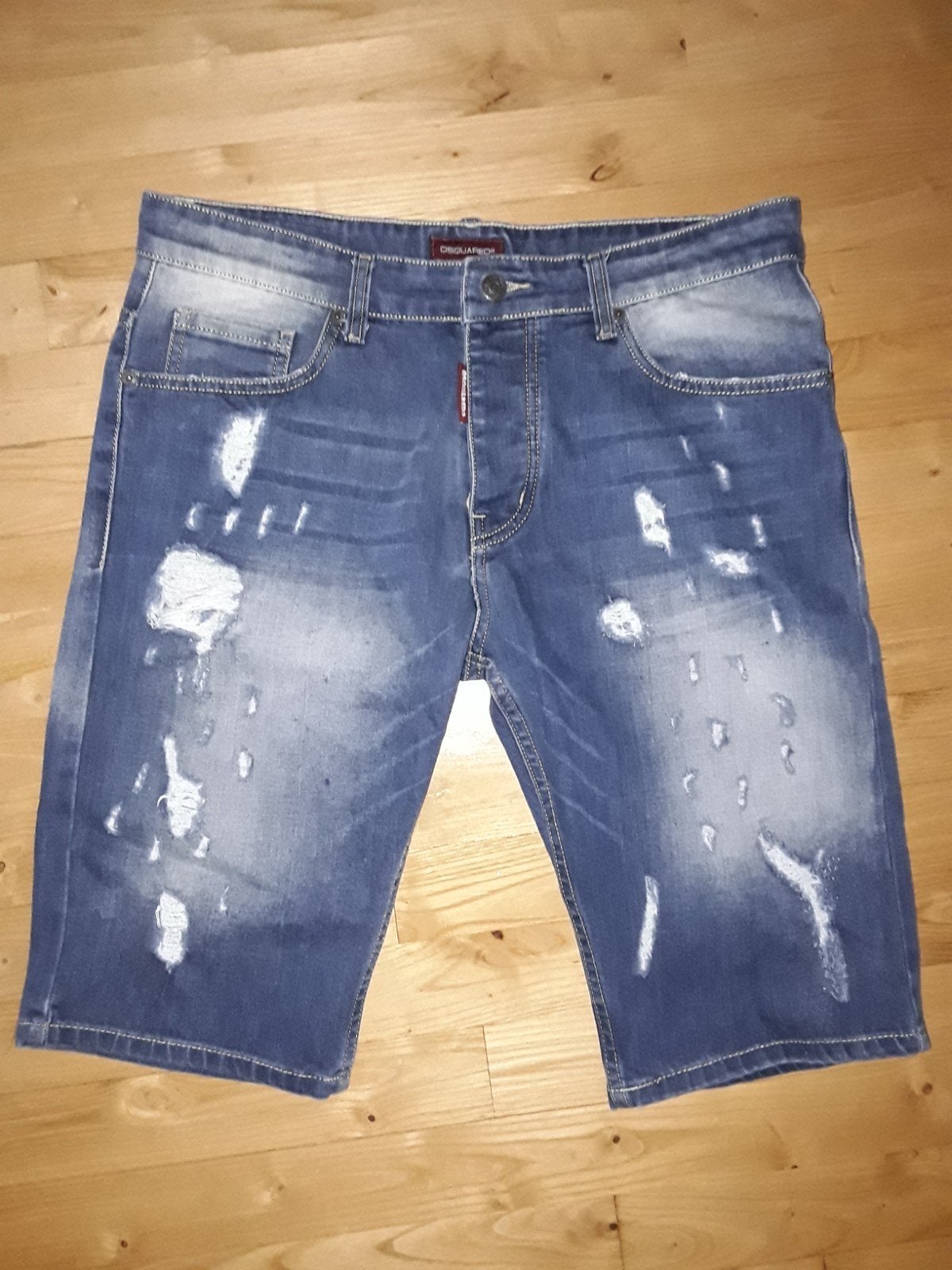 Dsquared2 korte spijkerbroek mt 34, Dsquared2, Blauw, Ophalen of Verzenden, Zo goed als nieuw