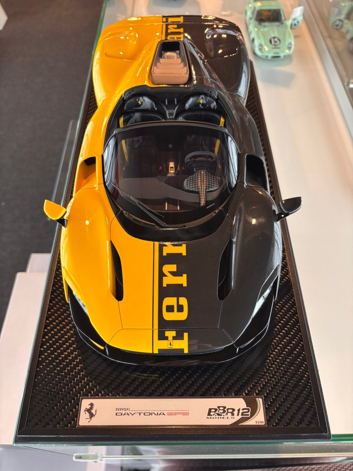 Ferrari SP3 giallo carbon BBR 1:12 NIEUW ! C4F, Bbr, Auto, ., Nieuw