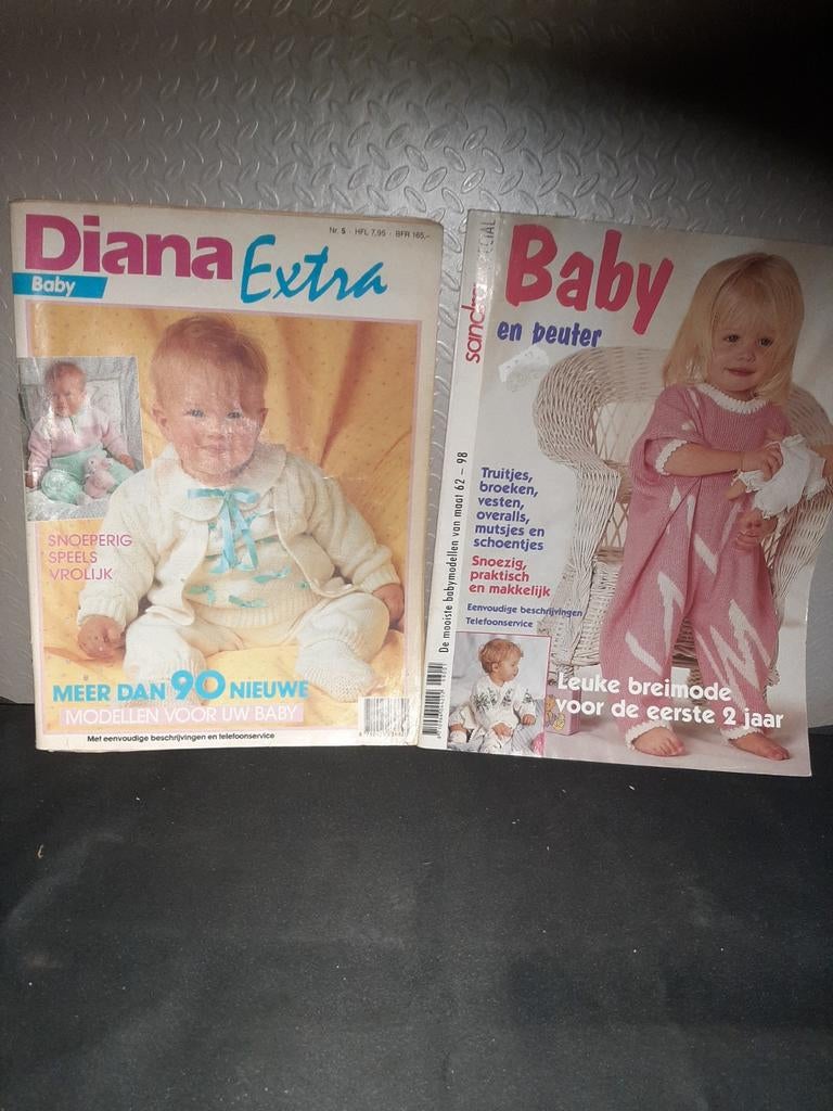 2x Diana Extra Baby en Baby en Peuter breipatronen, Ophalen of Verzenden, Breien, Patroon of Boek