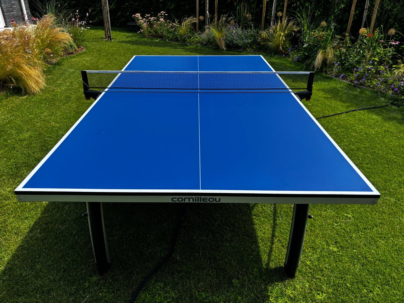 Cornilleau 300 Indoor Tennistafel met Beschermhoes, Sport en Fitness, Tafeltennis, Ophalen, Zo goed als nieuw, Tafel Indoor, Inklapbaar