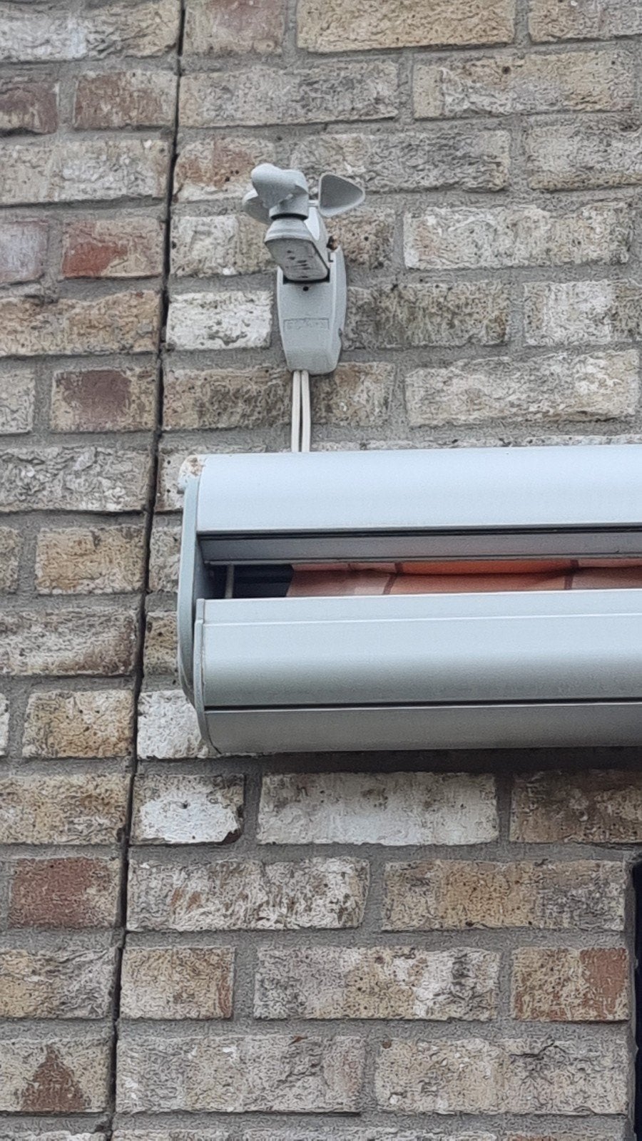 Knikarm zonnescherm 4,30M (Kapot), Tuin en Terras, Zonneschermen, Ophalen, Gebruikt, Elektrisch, 250 cm tot 450 cm