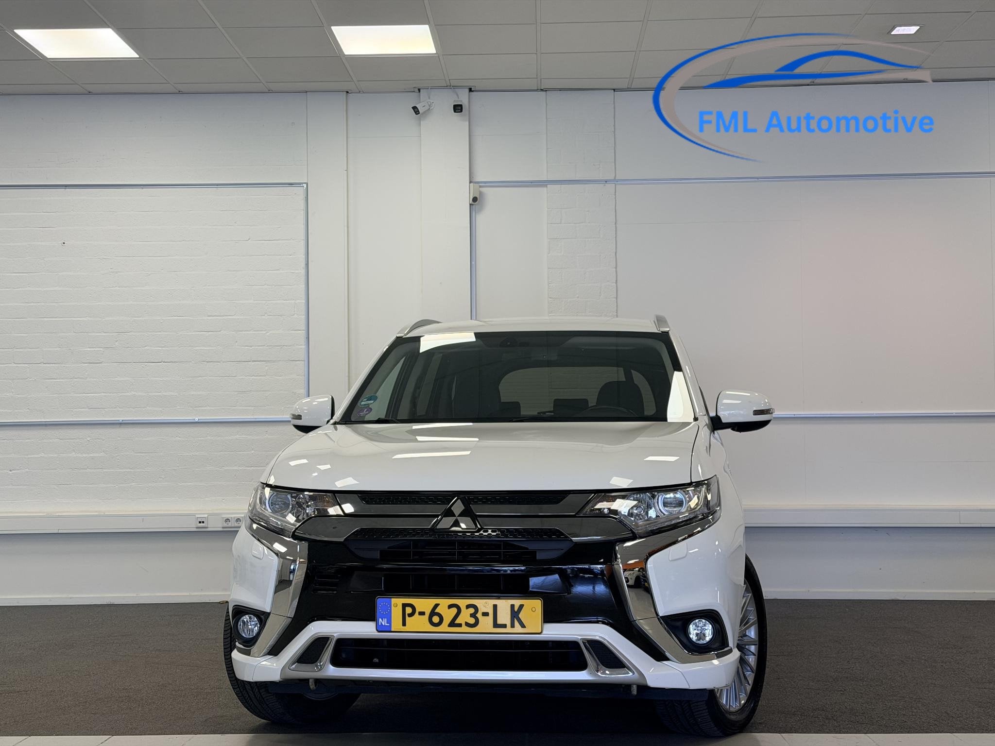 Mitsubishi Outlander 2.4 PHEV S-Edition | Trekhaak |, Automaat, Euro 6, 4 cilinders, Bedrijf