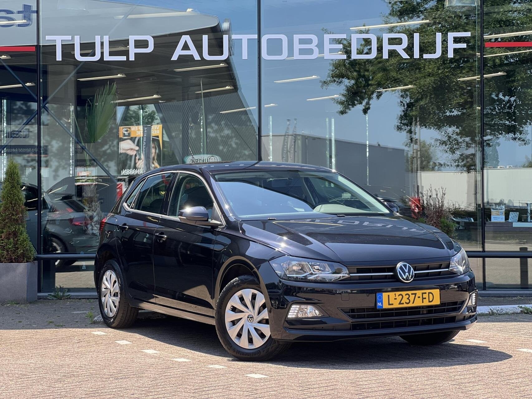 Volkswagen Polo 1.0 TSI Comfortline 5 deurs Airco Cruise NAP, Voorwielaandrijving, Dealer onderhouden, Gebruikt, Origineel Nederlands