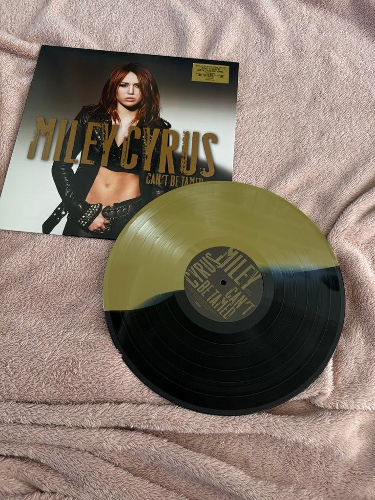 Miley Cyrus - Can't Be Tamed Urban Outfitters Split Vinyl, Cd's en Dvd's, Vinyl | Pop, 2010 - 2019, Colored vinyl, Ophalen of Verzenden
