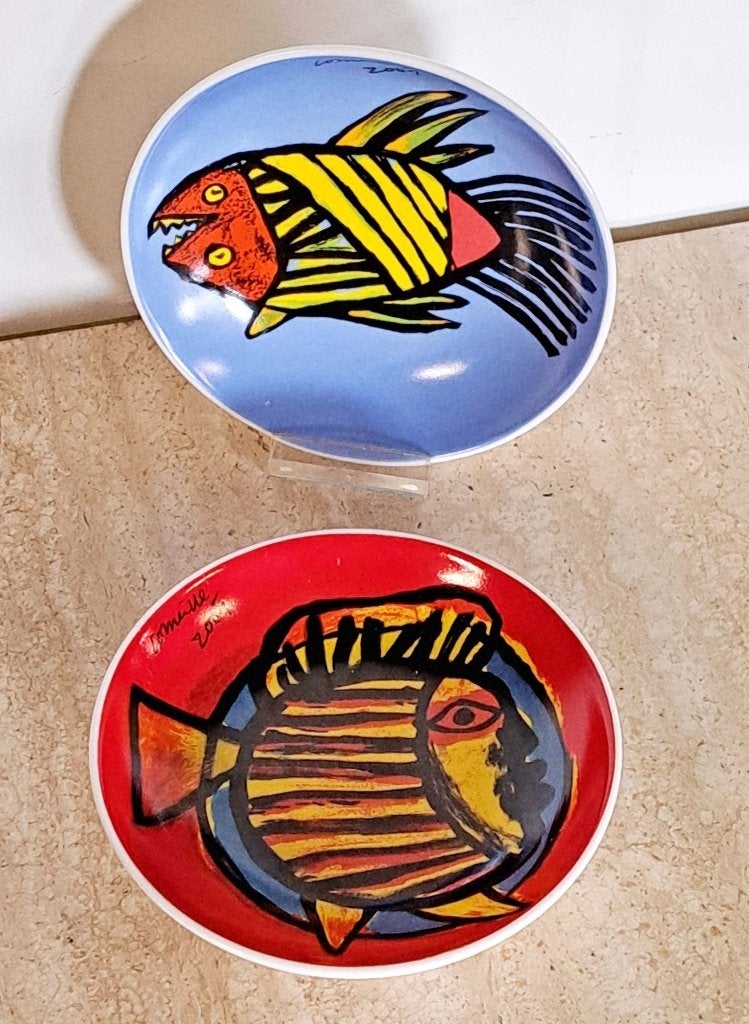 Corneille - 2001 twee verschillende schaaltjes 12 cm, Antiek en Kunst, Ophalen of Verzenden, Bord, Steen/keramiek