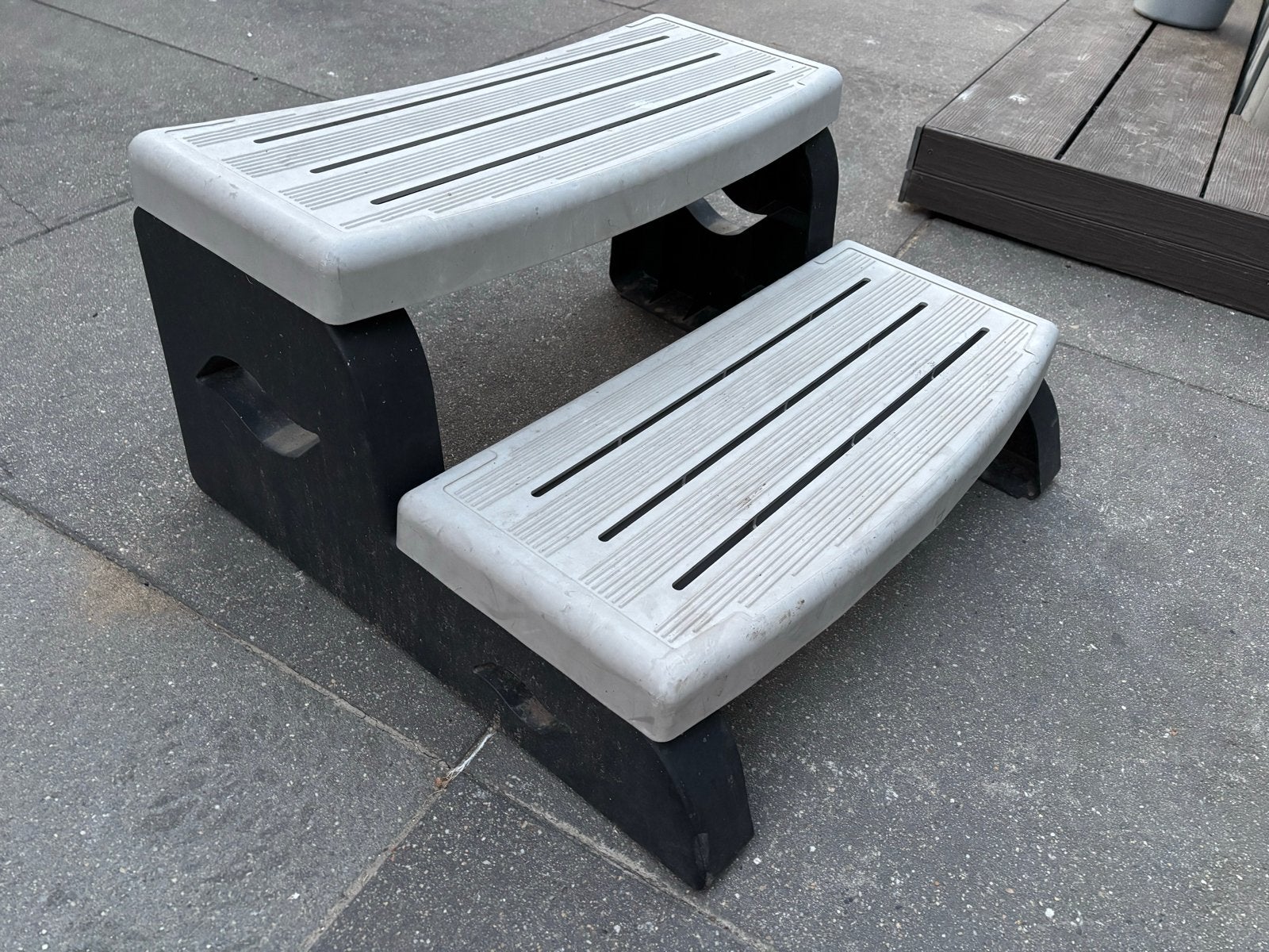 Handige opstap voor jacuzzi of zwembad, Ophalen of Verzenden, Gebruikt, Trap, Minder dan 2 meter