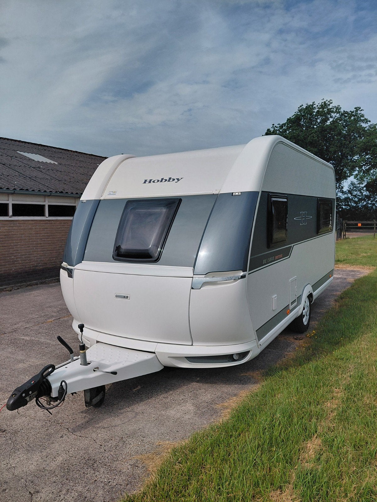 Hobby De Luxe Edition 440 SF - 1e eigenaar, Caravans en Kamperen, Caravans, Particulier, tot en met 4, 1000 - 1250 kg, Treinzit