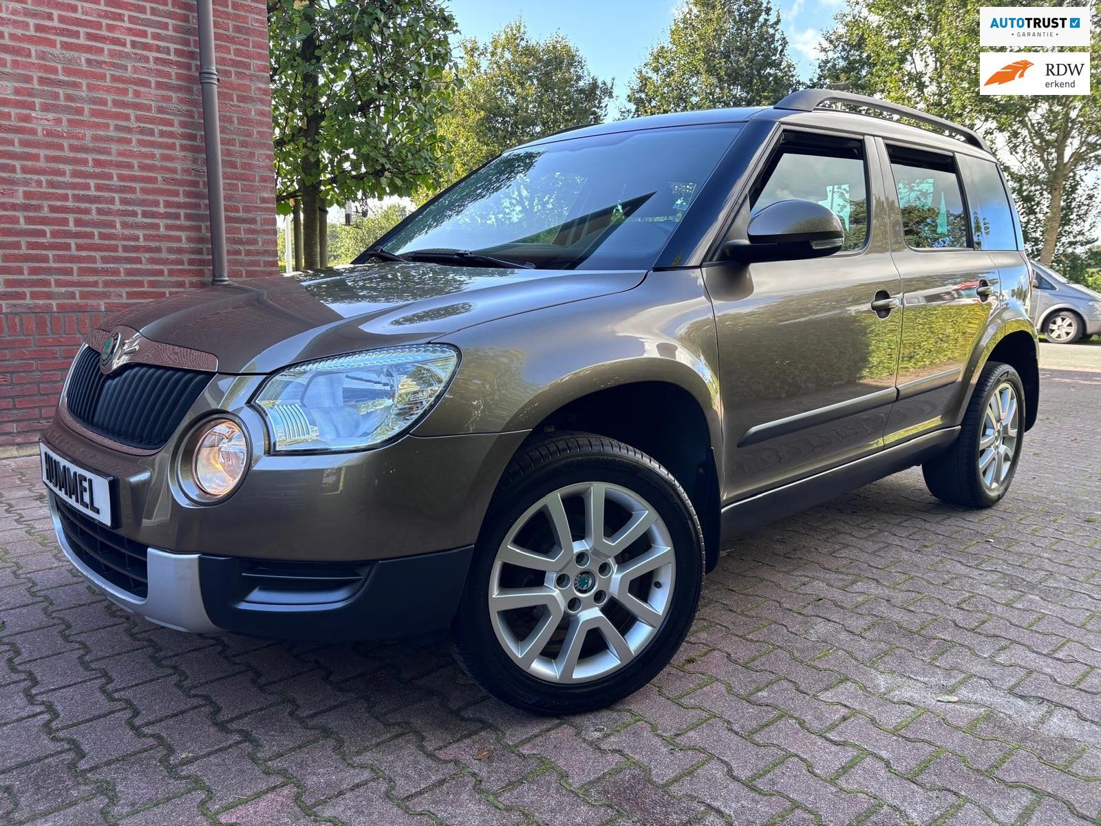 Skoda Yeti 1.2 TSI Comfort, Auto's, Skoda, Voorwielaandrijving, Dealer onderhouden, Stof, Gebruikt