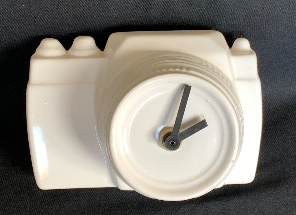 Vintage keramieken klok, Ophalen, Wit, Analoog, Werkt op batterijen