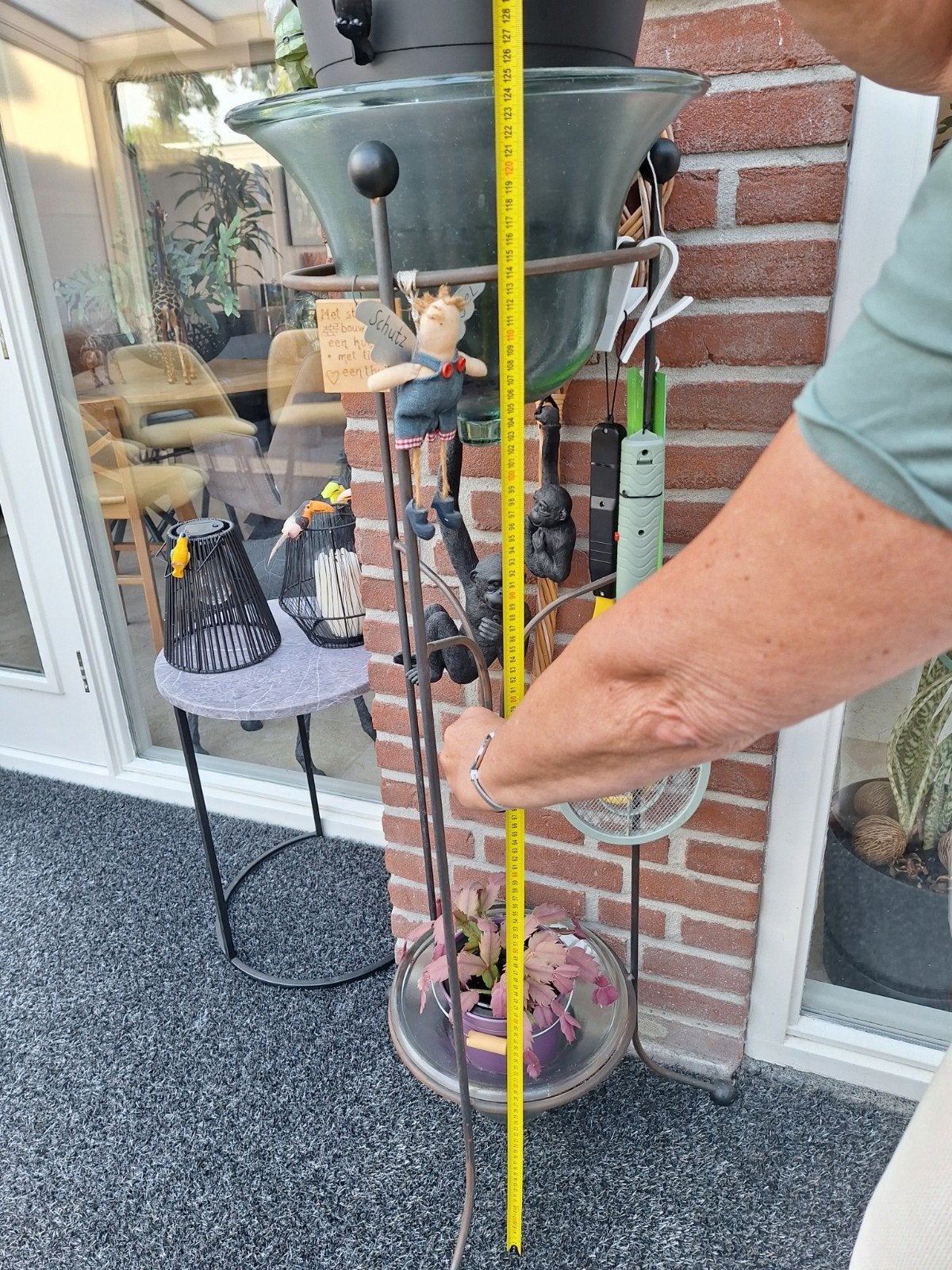 Metalen plantenstandaard met glazen schaal, Tuin en Terras, Ophalen, Gebruikt, Minder dan 60 cm, Rond