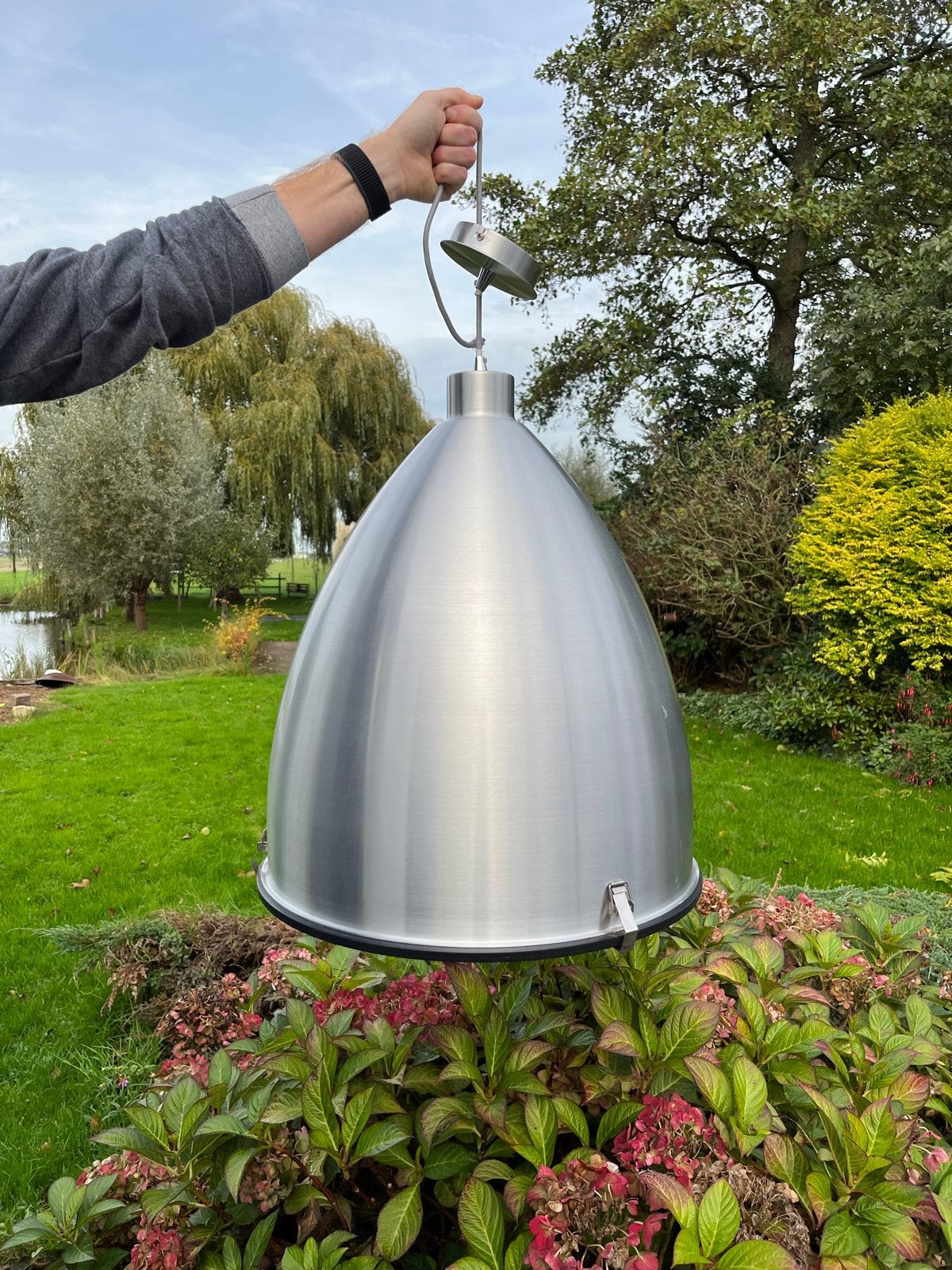 Grote RVS Hanglamp met Glazen Plaat, Huis en Inrichting, Lampen | Hanglampen, Ophalen, Gebruikt, Metaal, Overige fittingen