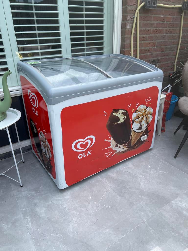 Ola vriezer, Witgoed en Apparatuur, Vriezers en Diepvrieskisten, Vrieskist, Gebruikt, Vrijstaand, 90 cm of meer