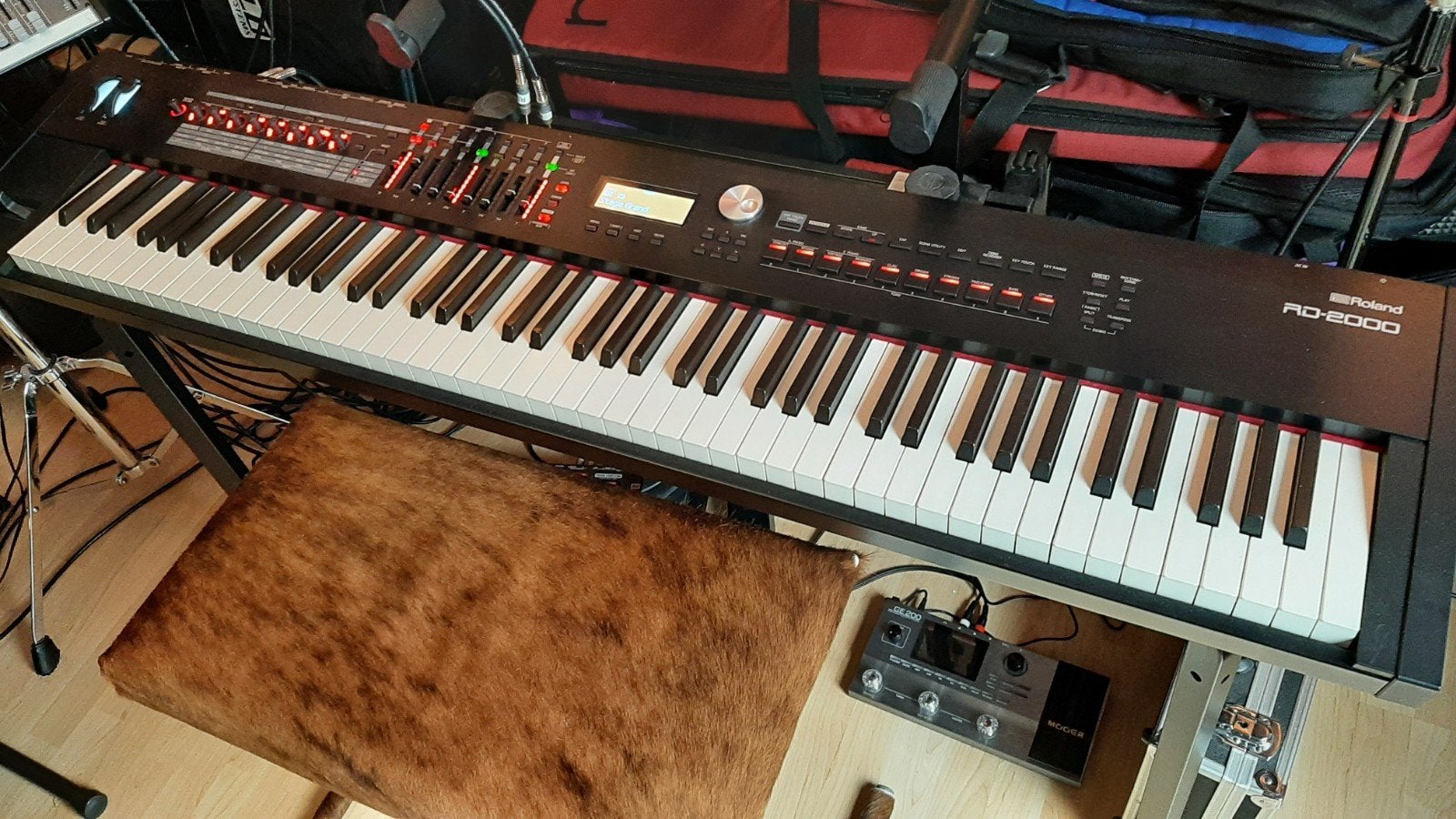 Roland RD-2000 Stage Piano met 88 toetsen en flightcase, Ophalen, 88 toetsen, Roland, Zo goed als nieuw