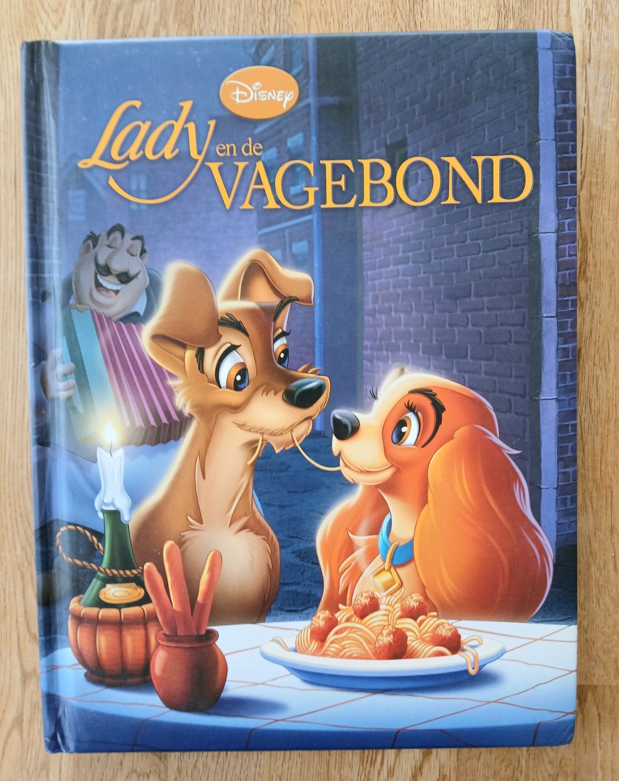 lady en de vagebond, Ophalen of Verzenden, Zo goed als nieuw, Sprookjes