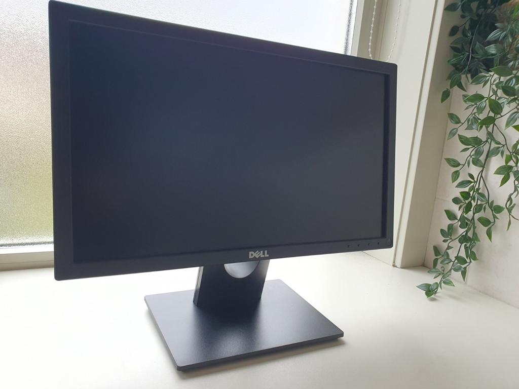 Dell monitor - 20 inch - displayport - 2 x beschikbaar, Computers en Software, Monitoren, IPS, Full HD, Ophalen of Verzenden, Zo goed als nieuw