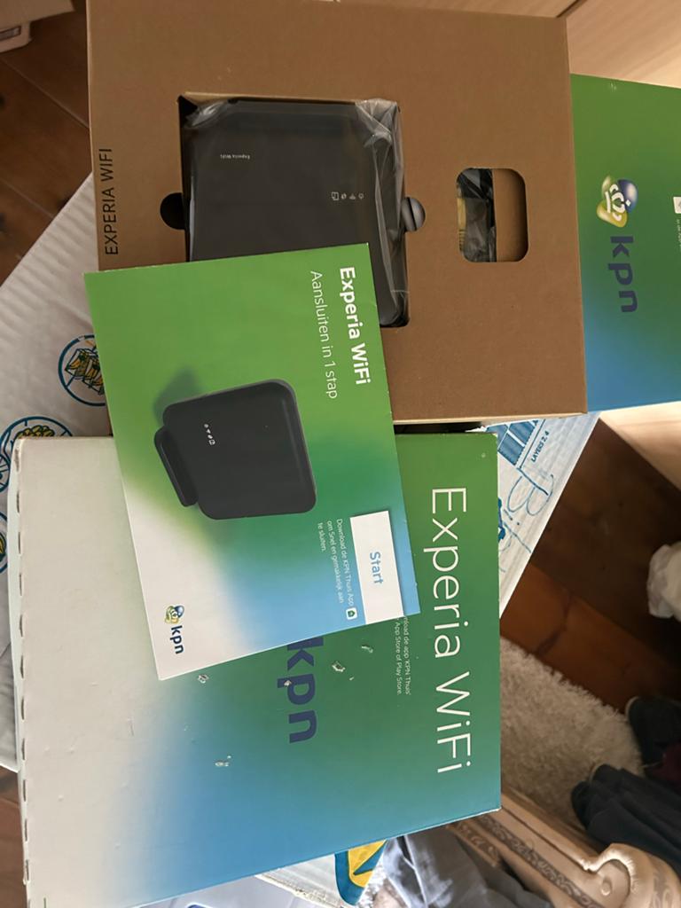 2x KPN Experia WiFi versterker, Computers en Software, WiFi-versterkers, Ophalen of Verzenden, Zo goed als nieuw