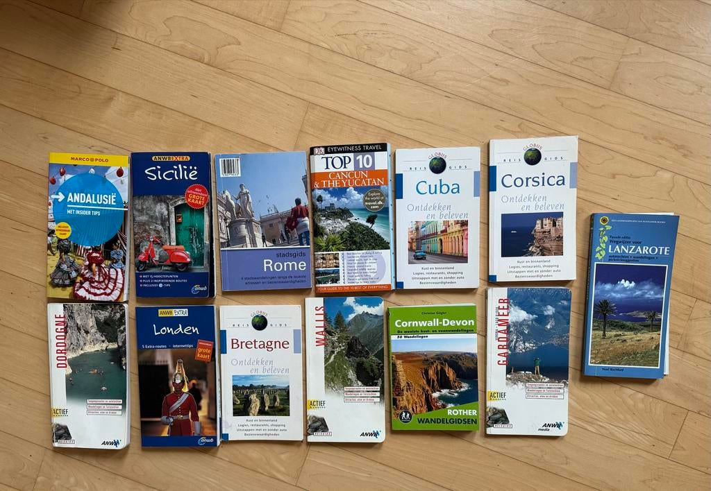 Reisgidsjes diverse bestemmingen, Boeken, Europa, Ophalen of Verzenden, Reisgids of -boek, Gelezen