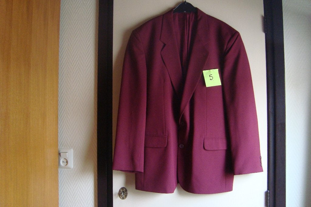 heren colbert, colbert bordeaux rood ZGAN Maat 52, Ophalen of Verzenden, Zo goed als nieuw, Maat 52/54 (L), Rood