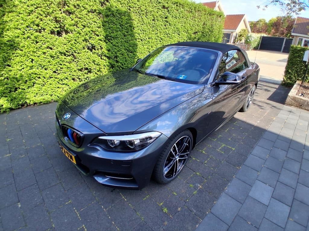 BMW 2-Serie M240i 340pk cabrio 2021 Grijs, Achterwielaandrijving, Zwart, Cabriolet, 4 stoelen