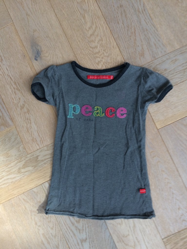 Leuk zomers shirt "peace" van Bengh per principesse 110/116, Kinderen en Baby's, Gebruikt, Meisje, Ophalen of Verzenden, Shirt of Longsleeve