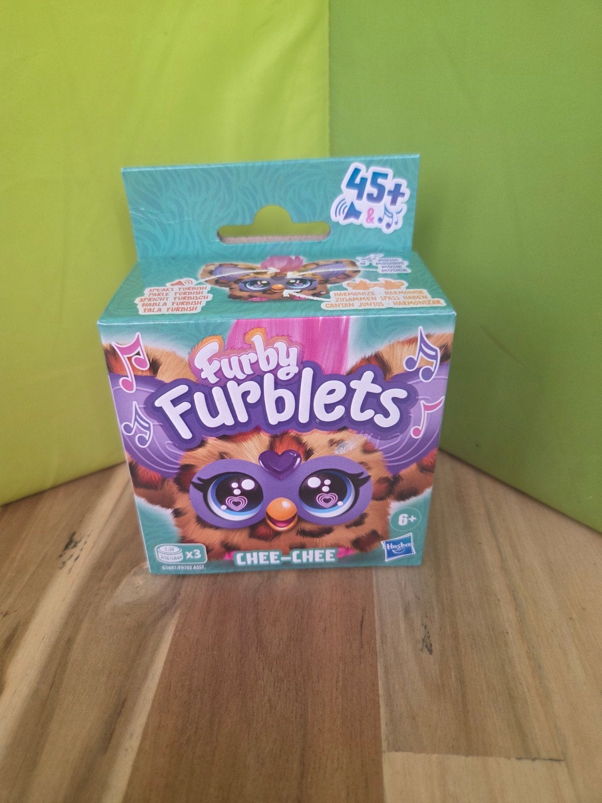 Nieuwe Furby Furblets Chee-Chee - Interactief Speelgoed, Ophalen of Verzenden, Nieuw, Jongen of Meisje