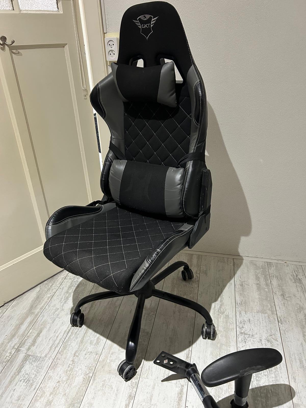Game stoel, Ophalen, Gebruikt, Zwart