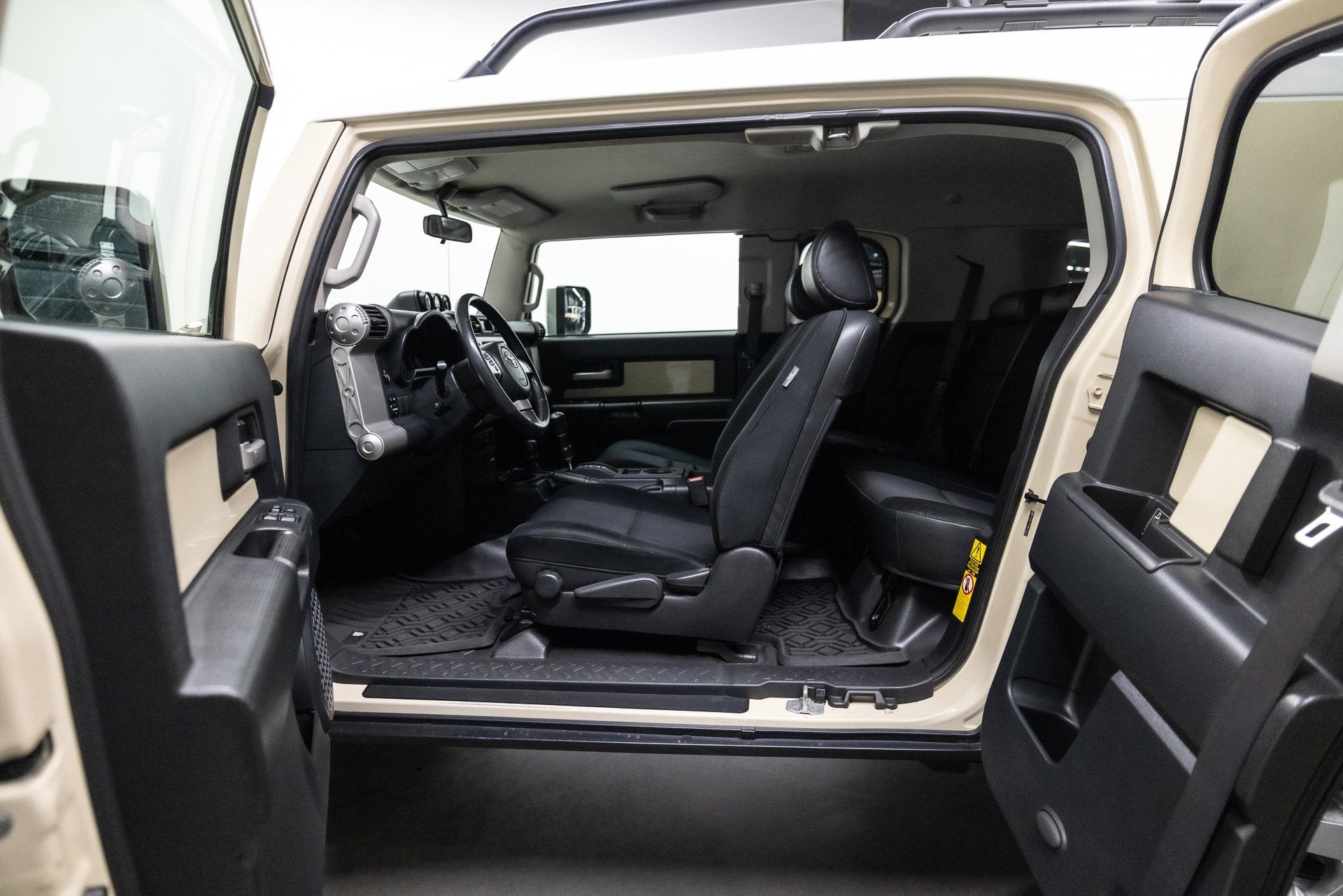 Toyota FJ Cruiser VVT-i V6 Btw auto, Fiscale waarde € 8.00, Automaat, Stof, Gebruikt, 4000 cc