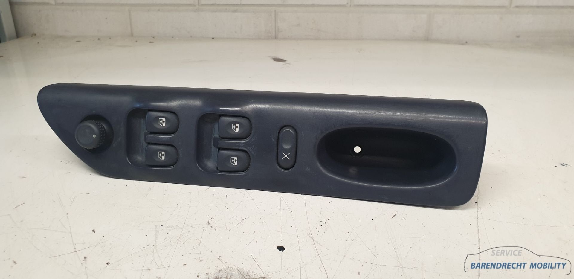 Raamschakelaar spiegelverstelling Espace III 7701707966 orig, Renault Group, Gebruikt, Contact.group@renault.com, Renault