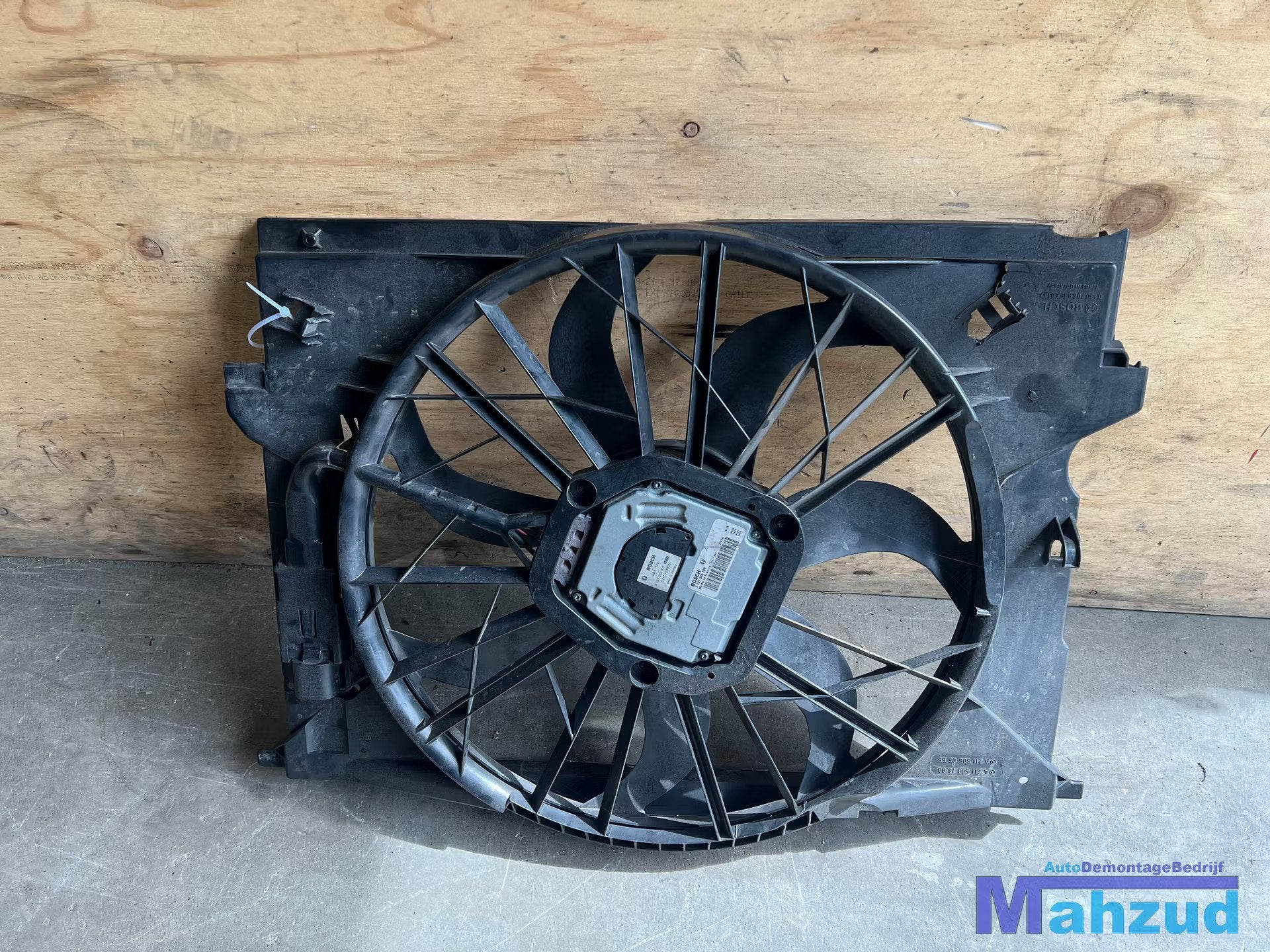 MERCEDES CLS C219 3.2 cdi Koelvin 2004-2011, Gebruikt, Mercedes-Benz AG, Mercedes-Benz, Ophalen of Verzenden