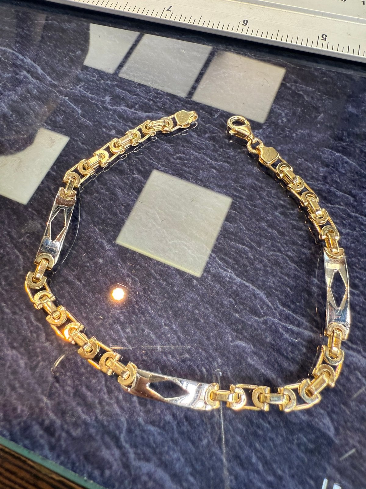 14k gouden platte koningsarmband met witgouden tussenstukjes, Ophalen of Verzenden, Nieuw, Goud, Goud