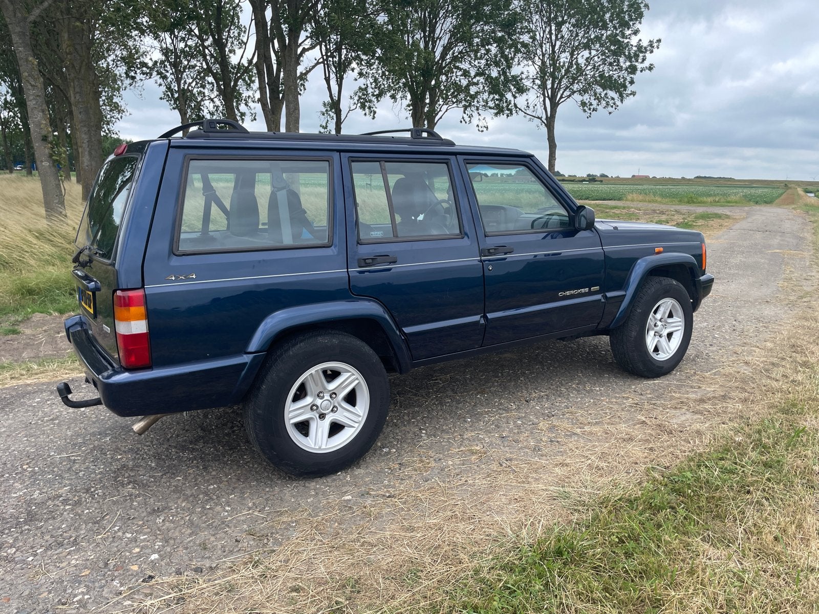 Jeep Cherokee 4.0 I AUT 2000 Blauw, foto 8