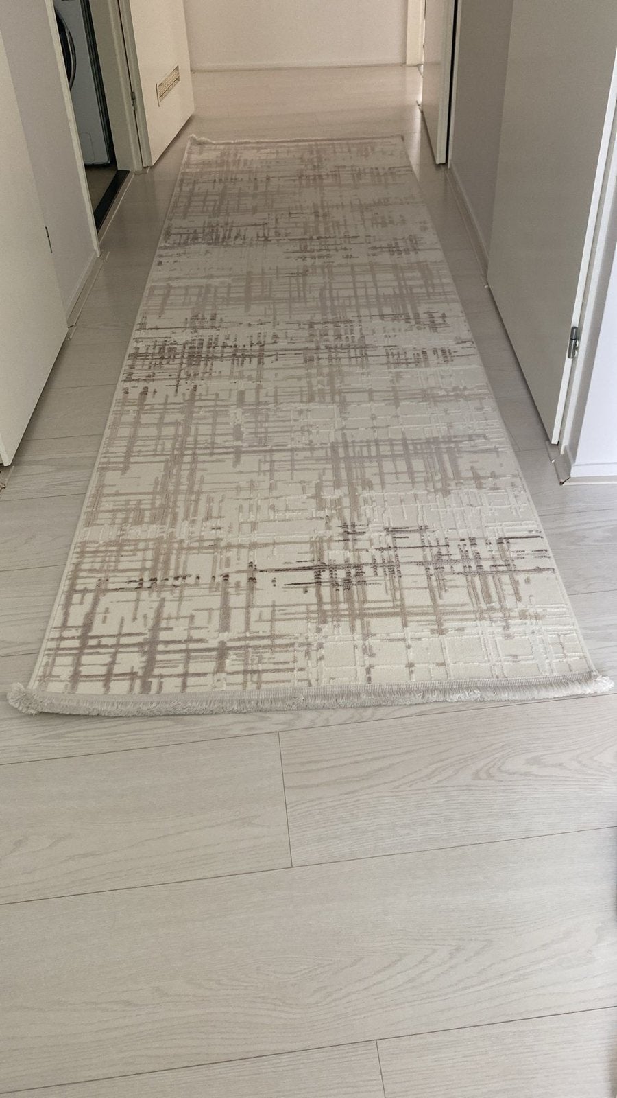 Set van 4 tapijten: groot, gangloper en 2 kleintjes, Huis en Inrichting, Stoffering | Tapijten en Kleden, Ophalen, Beige, 150 tot 200 cm