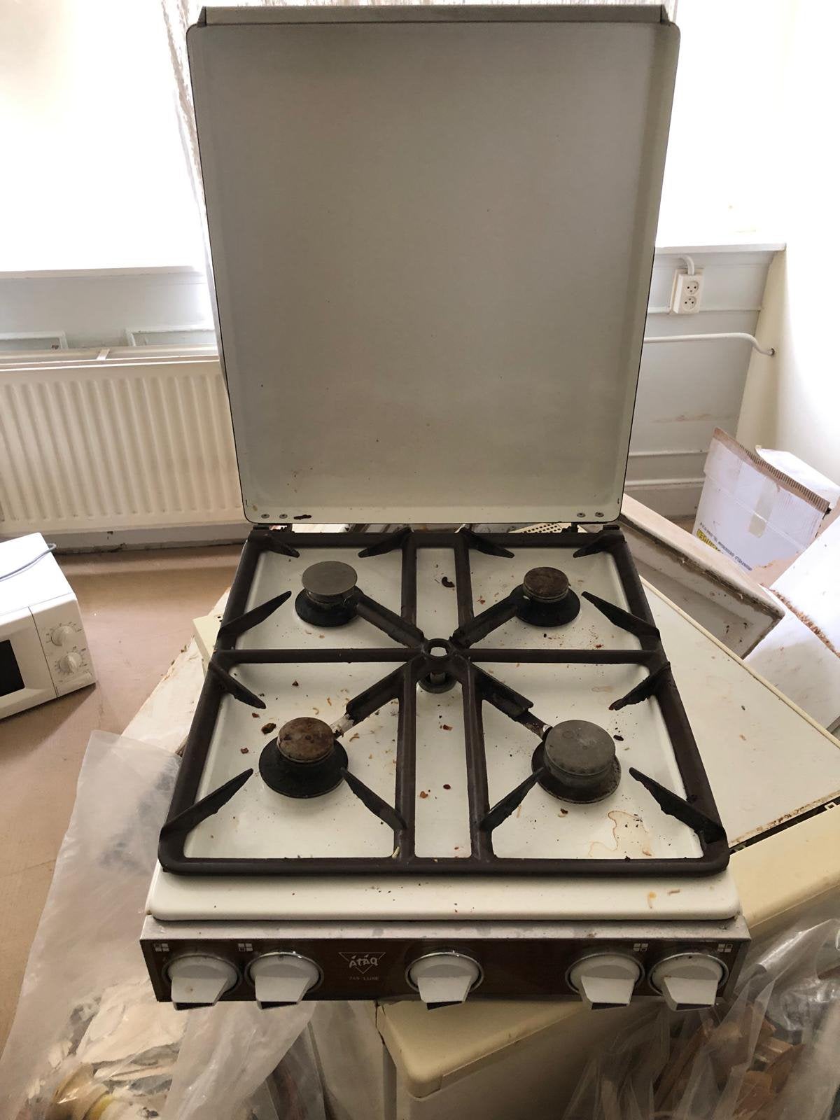 Gasfornuis, Ophalen, 4 kookzones, Zo goed als nieuw, Gas