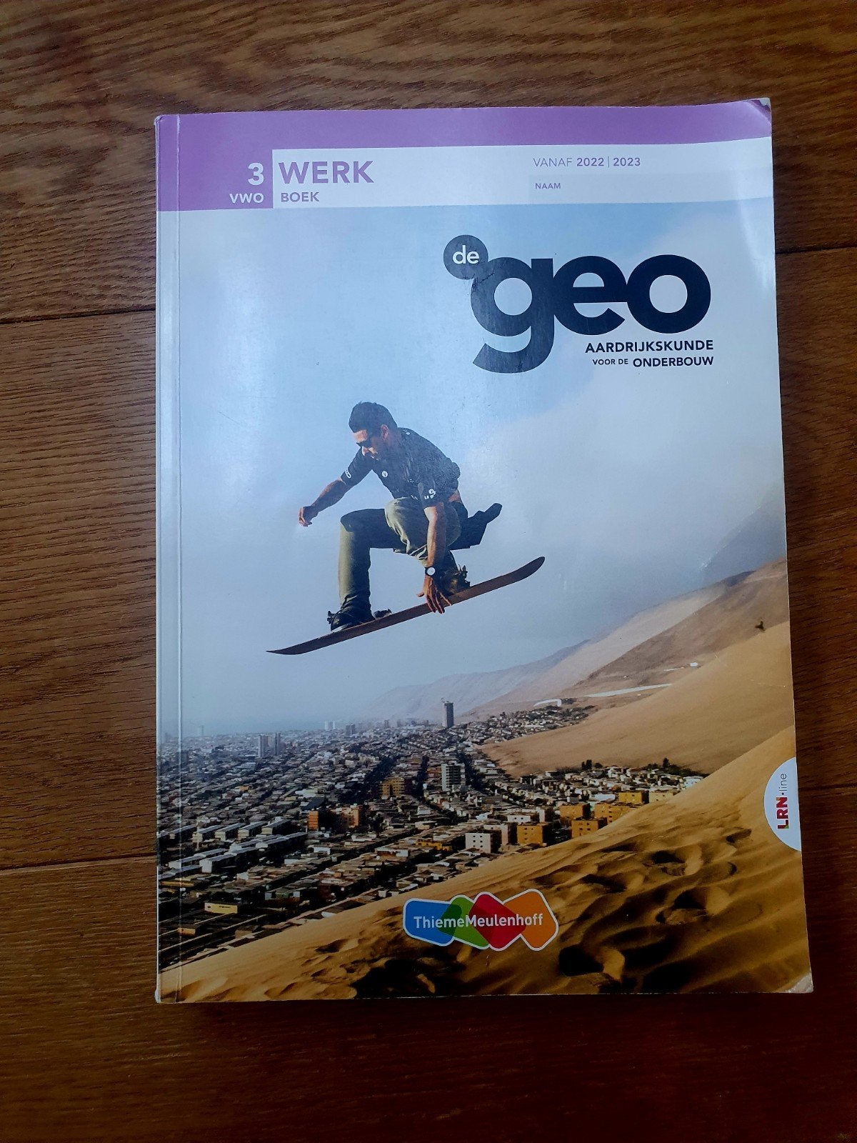 De Geo Werkboek 3VWO Editie 2022/2023 - Zo goed als nieuw, Boeken, Schoolboeken, Ophalen, Zo goed als nieuw, VWO, Aardrijkskunde