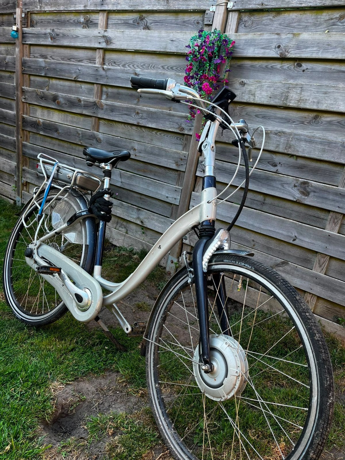 Sparta elektrische fiets, Fietsen en Brommers, Elektrische fietsen, Ophalen, Sparta, Gebruikt, 51 tot 55 cm